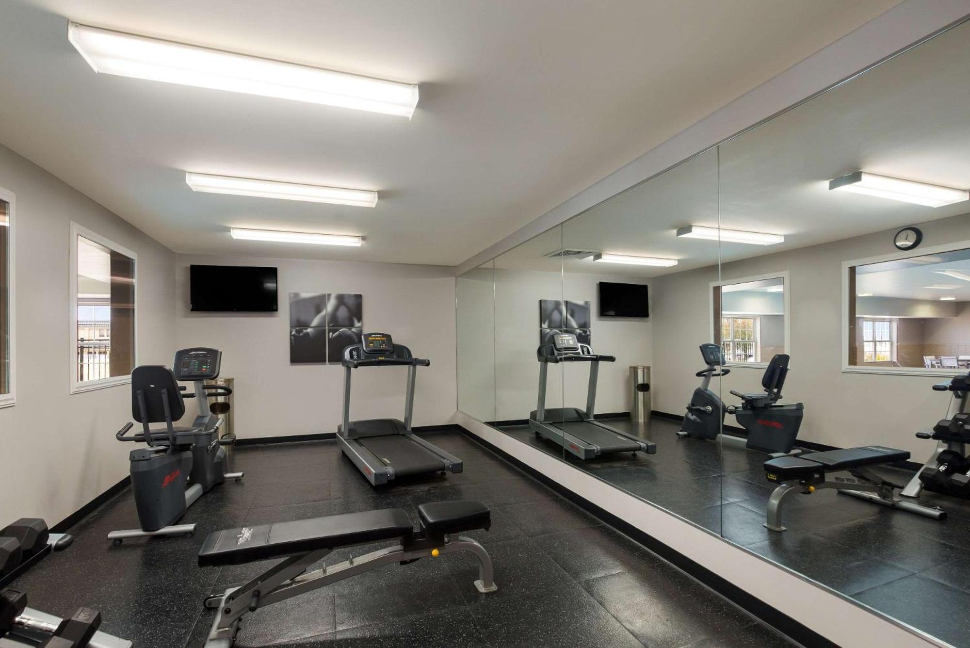 Country Inn & Suites By Radisson, Marion, Il Bagian luar foto